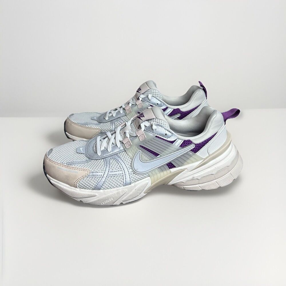 Nike V2K Run Premium Women Size 10.5 Light Bone Viotech Running shoes Low top